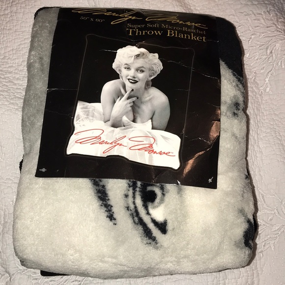 Marilyn Monroe Other Soft Throw Blanket Poshmark Enchanting Marilyn Monroe Throw Blanket Marilyn Monroe Other Soft Throw Blanket Poshmark Enchanting Marilyn Monroe Throw Blanket